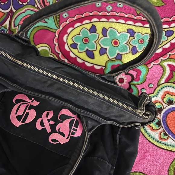 Juicy Couture navy Tote with Pink Crown Design - Picture 3 of 4